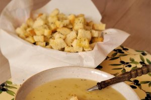 Supa crema de gulii si zucchini
