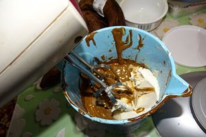 Desert prajitura indecisa cu banane si ness