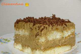Desert prajitura indecisa cu banane si ness