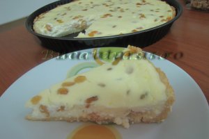 Prajitura cu branza dulce si stafide