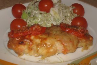 Piept de pui cu rosii gratinate