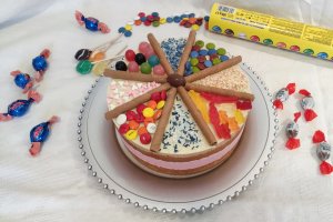 Desert tort cu fructe de padure si ciocolata (bucuria copiilor)