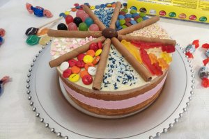 Desert tort cu fructe de padure si ciocolata (bucuria copiilor)