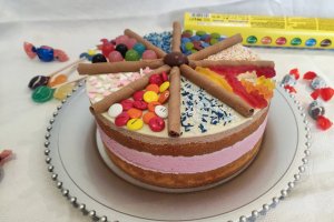 Desert tort cu fructe de padure si ciocolata (bucuria copiilor)