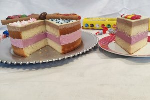 Desert tort cu fructe de padure si ciocolata (bucuria copiilor)