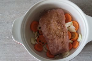 Cotlet de porc la cuptor, in vasul ceramic Crock Pot