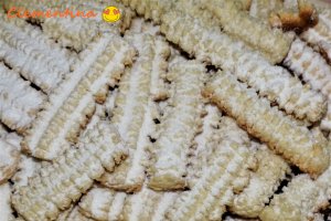 Desert biscuiti spritati sau biscuitii copilariei
