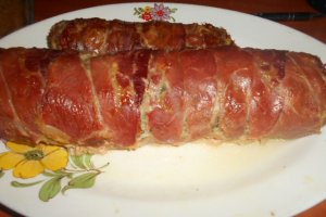 Aperitiv rulada din carne tocata umpluta cu legume by Oanapl