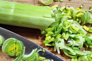 Salata de vinete cu praz si iaurt