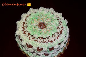 Desert torturi cu crema de fondant si vanilie