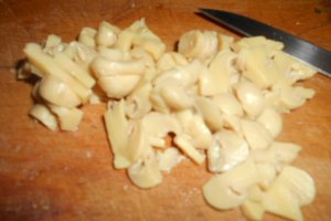 Salata din piept de pui cu ciuperci