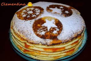 Desert tort de clatite din albusuri