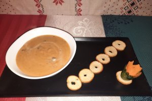 Supa crema de dovleac (bucatarie franceza)