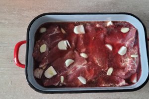 Ceafa de porc gatita la cuptor