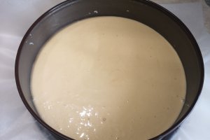 Desert tort cu crema namelaka de mure si ciocolata