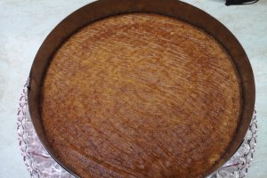 Desert tort cu crema namelaka de mure si ciocolata