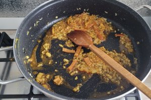 Curry de pui cu lapte de cocos, reteta delicioasa cu o savoare exotica