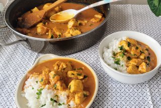 Curry de pui cu lapte de cocos, reteta delicioasa cu o savoare exotica