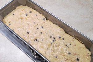 Desert banana bread cu nuci si ciocolata