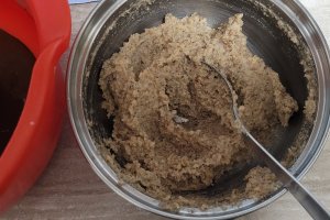 Desert melci cu nuca din aluat de cozonac