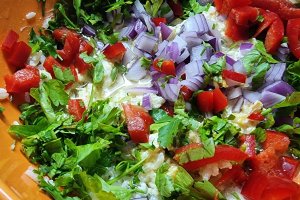 Salata de conopida cu branza Cheddar si orez
