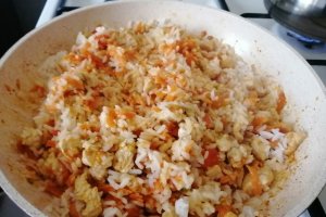 Ardei umpluti cu pui si legume