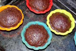 Desert prajituri de post, cu glazura de fondant