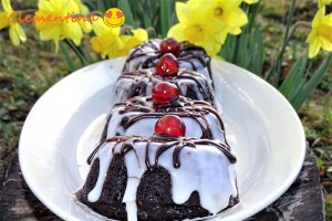 Desert prajituri de post, cu glazura de fondant