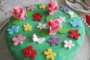 Desert tort Pajistea cu flori - 5 ani de bucataras