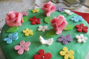 Desert tort Pajistea cu flori - 5 ani de bucataras