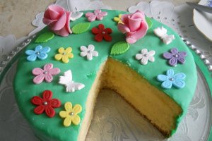Desert tort Pajistea cu flori - 5 ani de bucataras