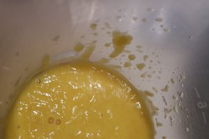 Desert prajitura cu zmeura, piersici si piscoturi