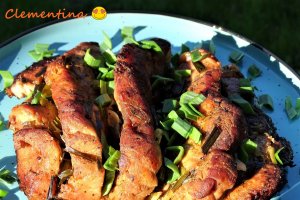 Cotlet de porc la cuptor cu vin si usturoi verde