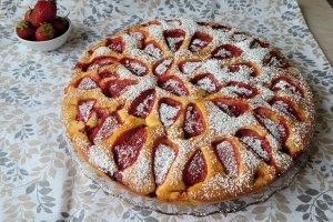 Desert prajitura cu capsuni si iaurt
