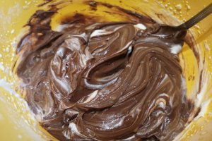 Desert tort cu ciocolata si visine
