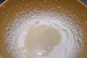 Desert tort cu ciocolata si visine
