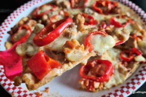 Pizza rapida cu aluat din tortillas