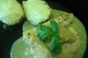 Pui cu sos de lamaie si smantana