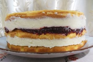 Desert tort cu visine si soc