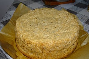 Reteta de tort Irina cu crema de afine de padure