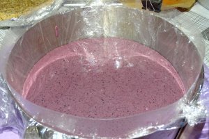 Reteta de tort Irina cu crema de afine de padure