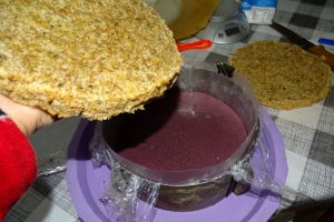 Reteta de tort Irina cu crema de afine de padure