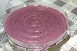 Reteta de tort Irina cu crema de afine de padure