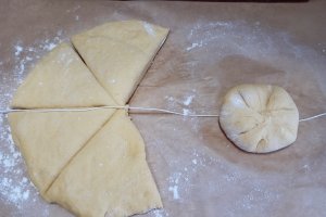 Reteta de dovleci din aluat, umpluti cu dovleac placintar