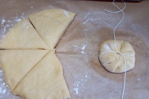 Reteta de dovleci din aluat, umpluti cu dovleac placintar