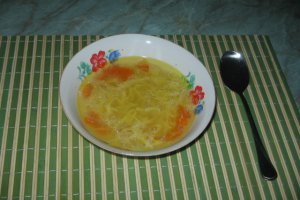 Supa de gaina de casa si taitei