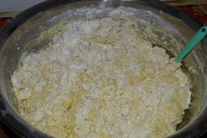 Reteta de cozonacei pentru Mosii de Toamna