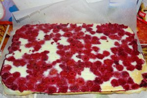 Reteta de prajitura cu zmeura si dulce de leche