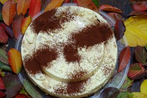 Reteta de prajitura cu ciocolata alba si mascarpone