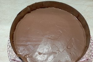 Reteta de tort cu zmeura si ciocolata